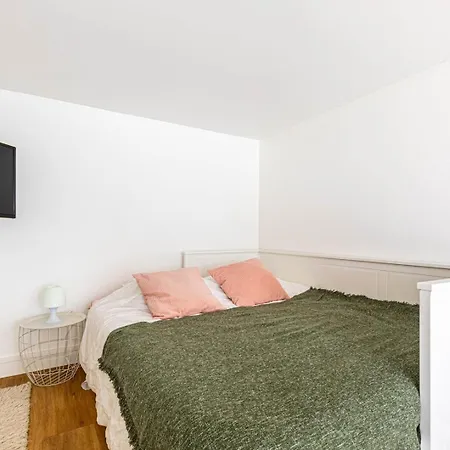 Guestready - Sunlit Sanctuary With A Courtyard *