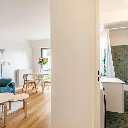 Guestready - Sunlit Sanctuary With A Courtyard